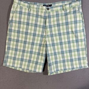 Chaps Golf Men's‎ Size 40 Plaid Shorts Green Blue Golf Casual Outdoor